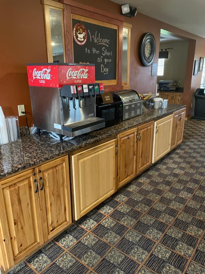 Americinn By Wyndham Fargo Medical Center Eksteriør billede